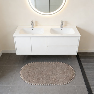 Tapis de bain doux et moelleux avec envers antidérapant et garniture à pompons, tapis de salle de bain en microfibre absorbant pour la chambre à coucher, la cuisine et le salon, lavable à la machine