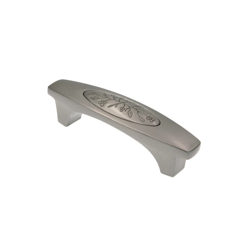 3" Vineyard New Royal Leaf Pull Satin Nickel