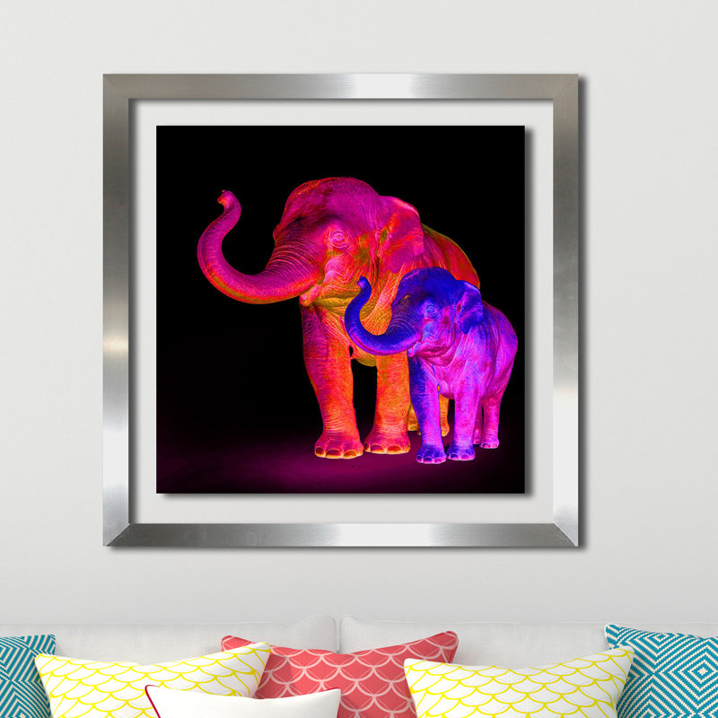 «Neon Elephant Mom», reproduction d'impression sur toile encadrée, H 37,5 po x l 37,5 po x P 1 po, Encadrement argenté