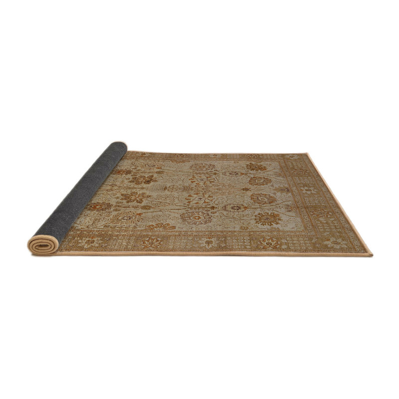 Tapis brun Saear, Rond 3 pi
