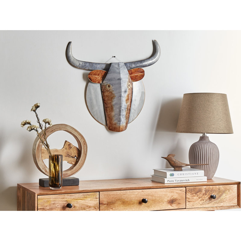 Faolan Wall Decor on Iron