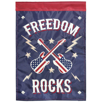 Drapeau de jardin en polyester 1 pi 6 x 1 pi Cleverly