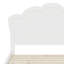 Élégant lit plateforme en bois avec tête de lit à motif floral et lit gigogne caché