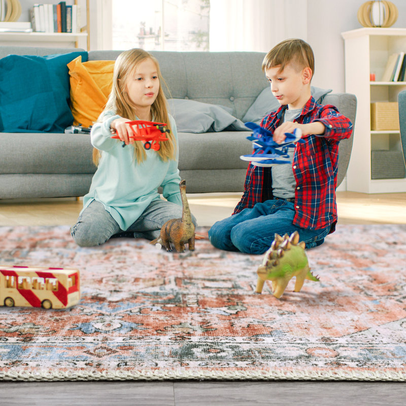 Tapis oriental rouge en polyester Oswaldo, Rectangle 5 pi x 7 pi