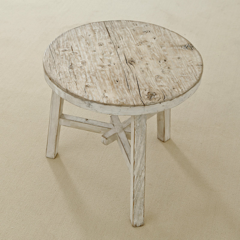 Table de bout en bois massif à 3 pieds Kongsberg