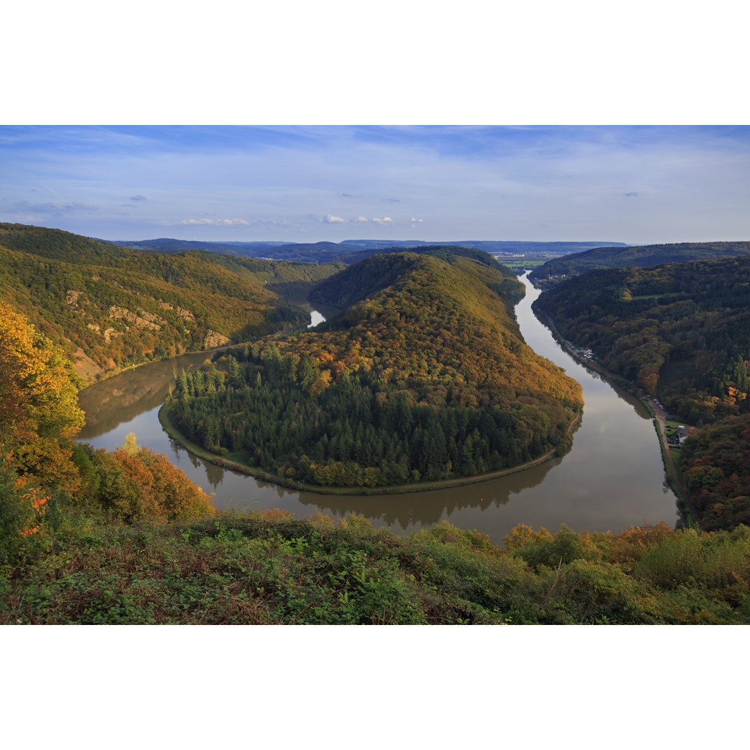 Saar Loop von Aragami - Kunstdrucke auf Leinwand