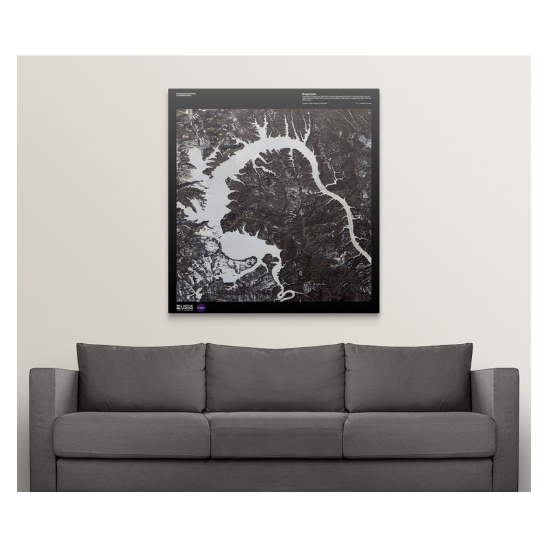 « dragon lake-usg earth », reproduction d’impression, H 48 po x l 45 po x P 1,5 po, Toile