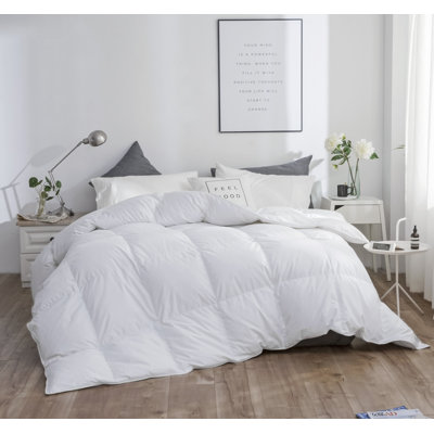 Édredon en duvet pour l'hiver