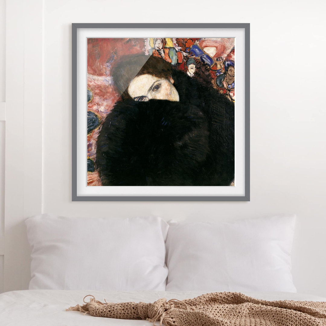 Gerahmtes Papierbild Dame mit Muff von Gustav Klimt