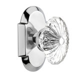 Cottage Plate with Oval Fluted Crystal Door Knob