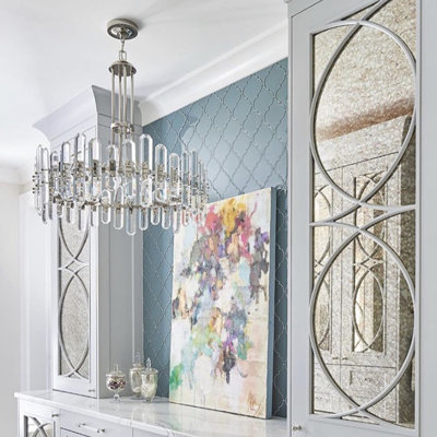 Lustre cylindrique unique à 8 lumières avec détails en cristal Demitrius