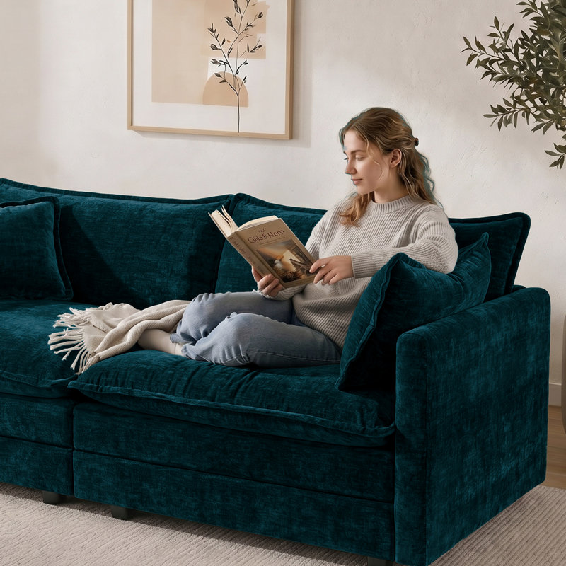 Canapé moderne en chenille avec 4 coussins - assise profonde, structure en bois massif, Chenille bleu