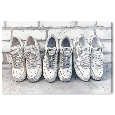 «Brick Wall Sneaker Line Up», reproduction d'art sur toile par Art Remedy, tendue avec châssis, 15 x 10