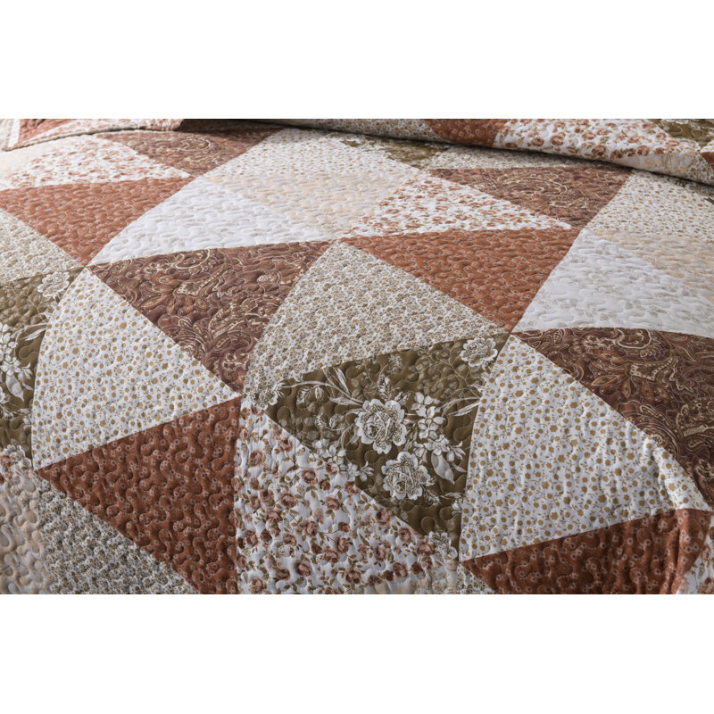B74 Twill Patchwork Quilt, King Quilt + 2 King Shams