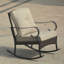 Chaise berçante de patio avec coussins