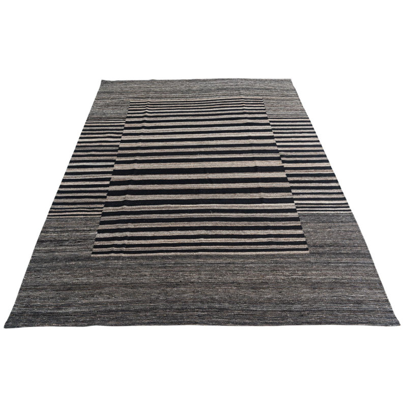 Osbourne Black Rug