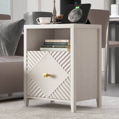 Table de chevet avec station de chargement et port USB, table de chevet moderne de 19 pouces avec tablette de rangement, tables de chevet pour chambre à coucher, maison, salon, beige
