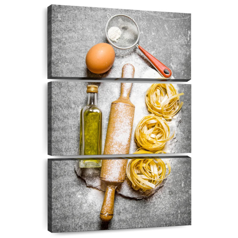 Senne Fresh Made Pasta, H 65 po x l 42 po