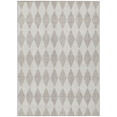 Loreen Washable Geometric Indoor / Outdoor Rug