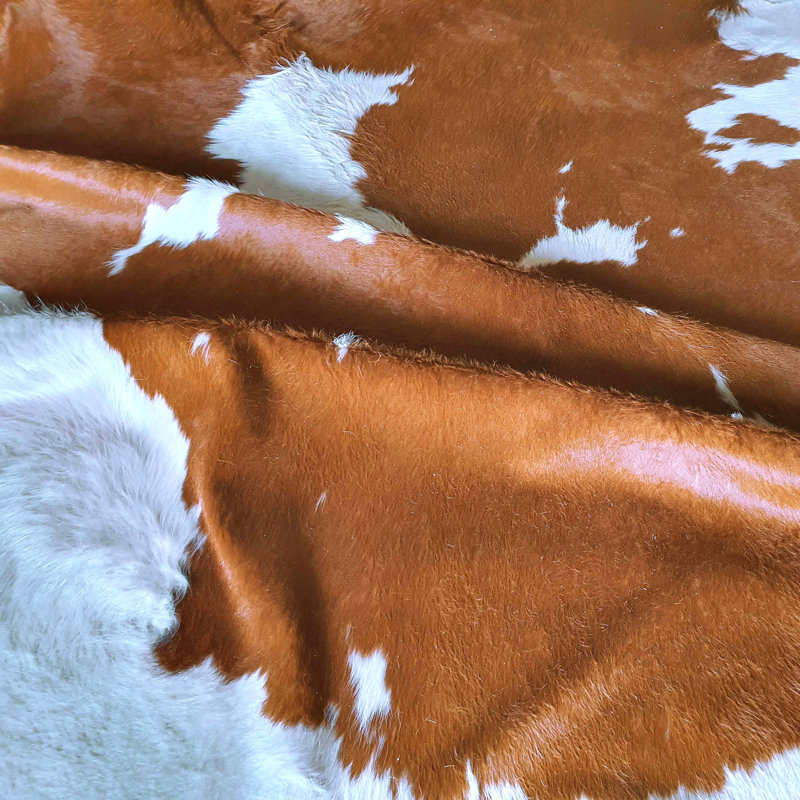 Tapis en cuir de vachette Guyer, blanc et beige - Tapis en cuir vÃ©ritable, Nouveauté 7 pi x 7 pi 6 po