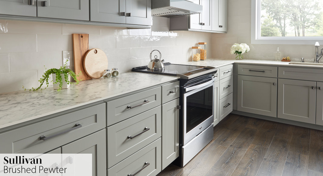 Knobs and Pulls