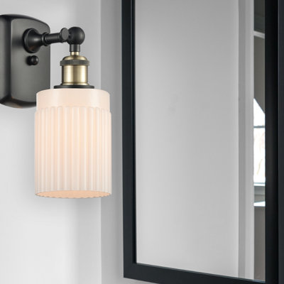 Kamena 1-Light Armed Sconce