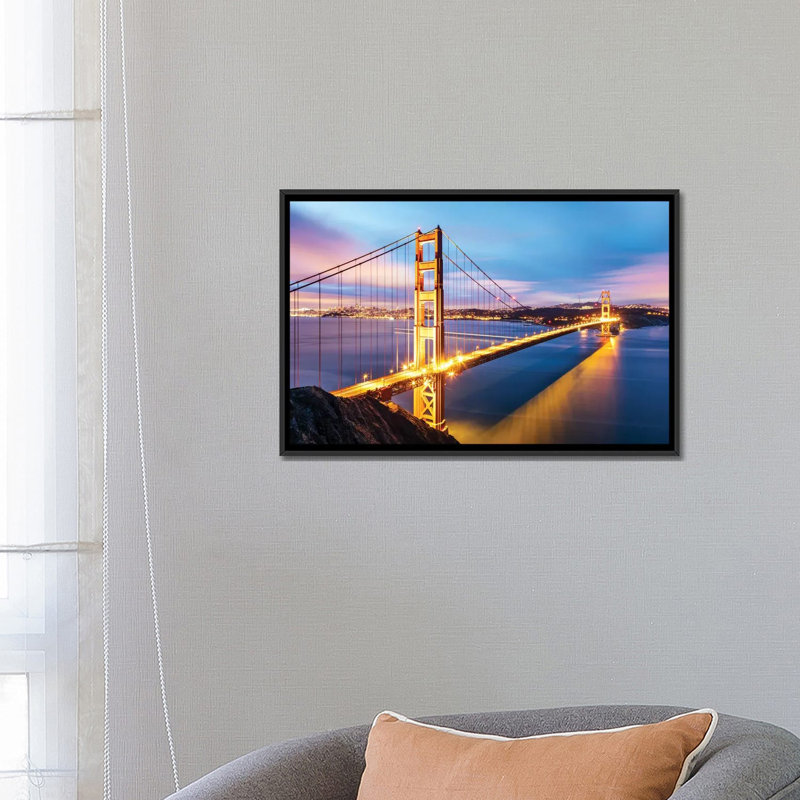 «Golden Gate Bridge At Dawn, San Francisco» par Matteo Colombo, impression sur toile, H 18 po x l 26 po x P 1,5 po