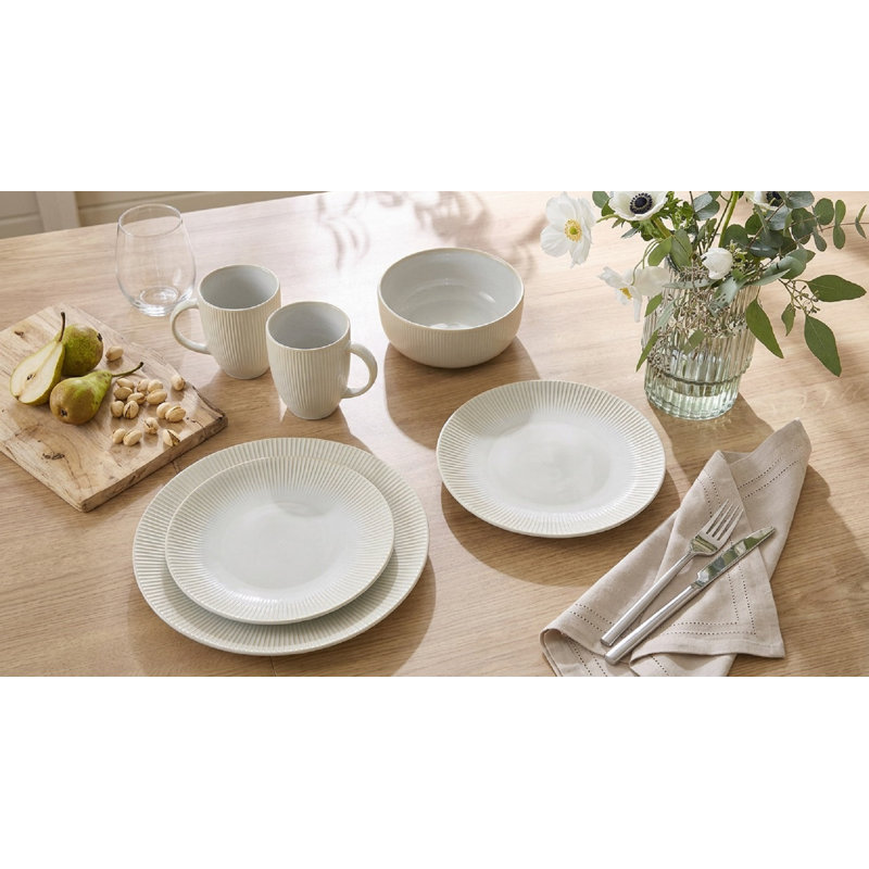 Waterside 16pc Reactive Glaze Porcelain Dinner Set, Cream