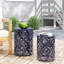 Table de bout de patio avec structure en métal, plateau rond et forme cylindrique droite-430180498