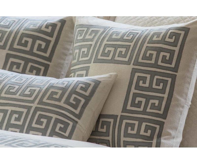 Guy Lumbar Pillow Cover & Insert, Blue Silk