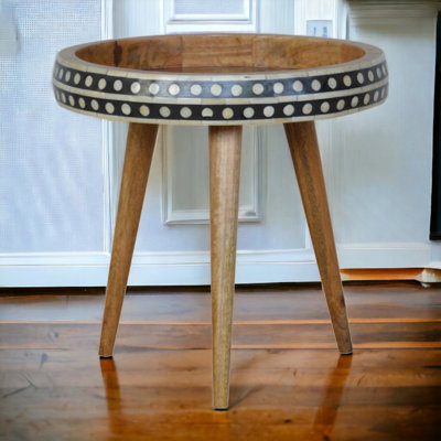 Petite table de bout en bois massif