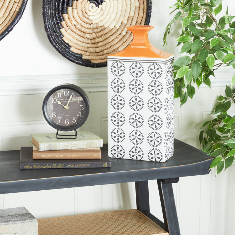 Vase blanc en céramique Cyree, H 17 po x l 9 po x P 9 po