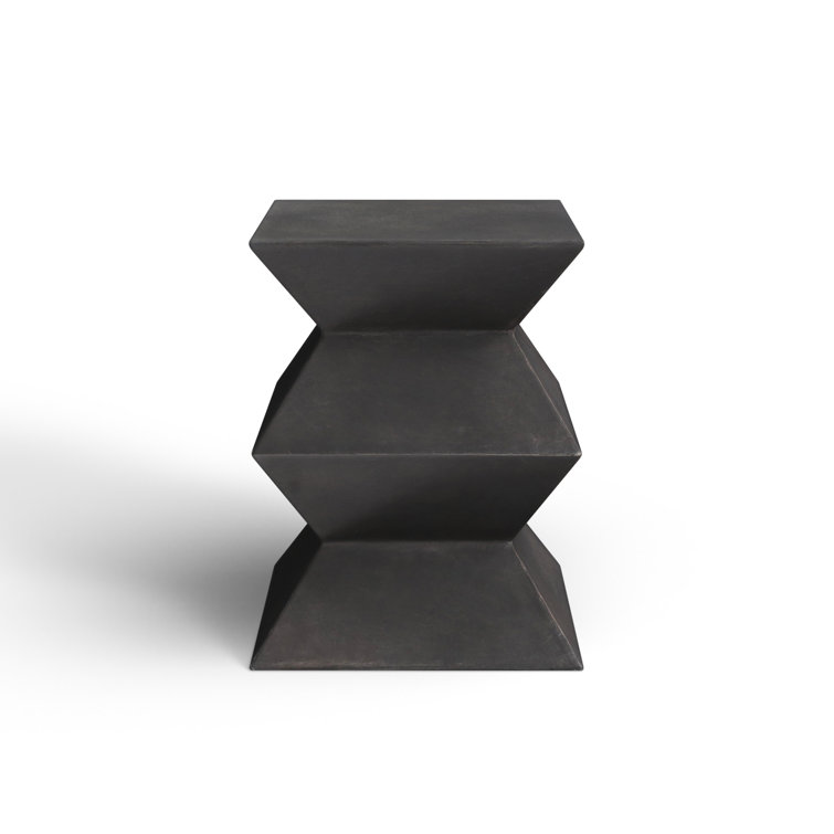 Johnnie Concrete Side Table