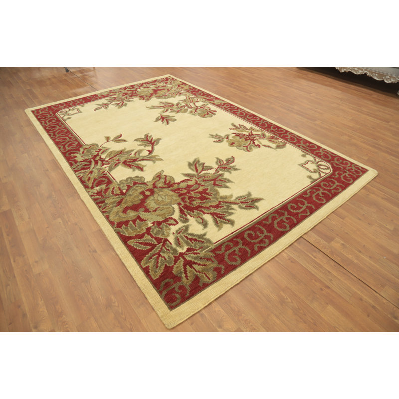 Tapis floral 7 x 7 po