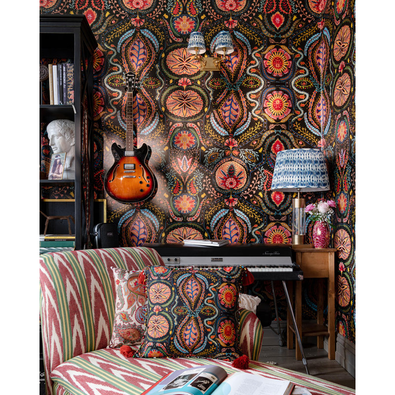 Woodstock Lifestyle Wallpaper Roll