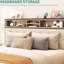 Structure de lit grand avec station de charge et tête de lit tapissier pour le rangement, support à lattes en métal, sans sommier, beige, design élégant, tête de lit encastrée avec rangement