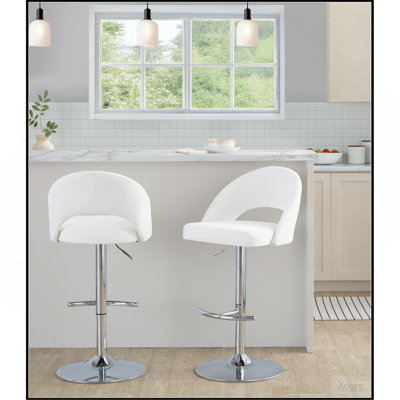 Tabouret de bar réglable avec pivot en métal chromé et tissu crème avec repose-pieds rond en T - ensemble de 2