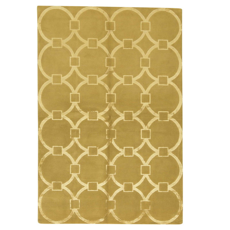 Hand Knotted Area Rug in Amber