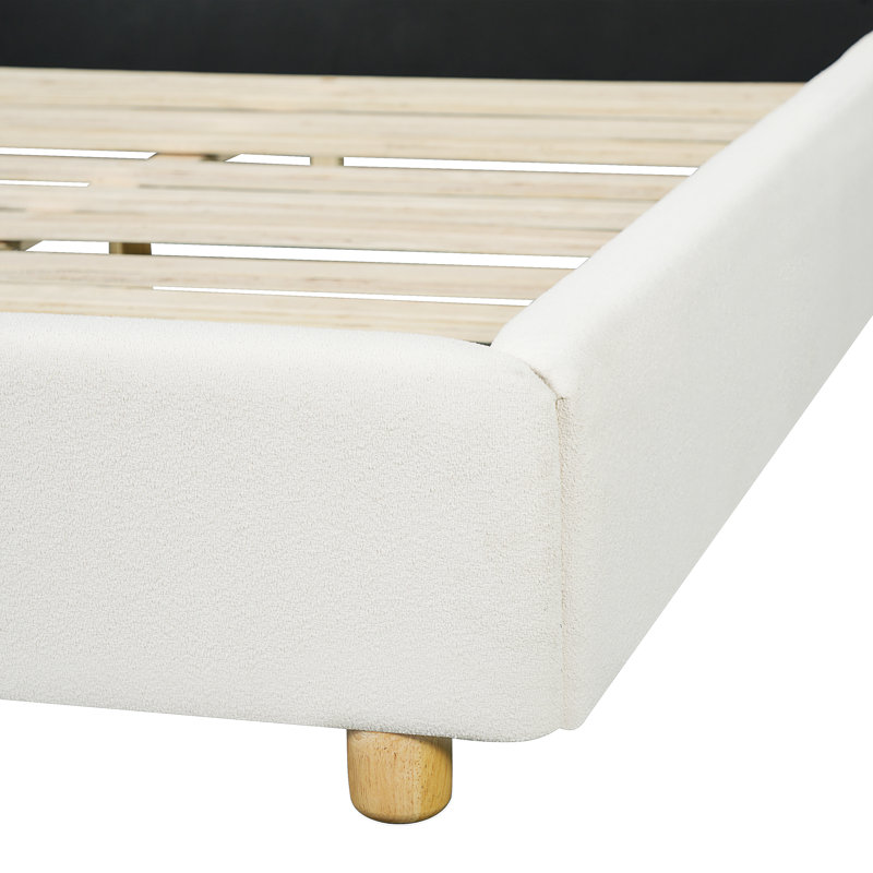 Lit plateforme tapissier moderne avec tête de lit très épaisse Modern, Grand lit