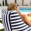 Chaise longue d'extérieur à billes Prado-94847957
