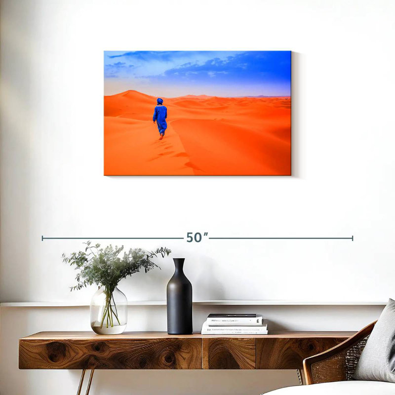 Nicci Berber In The Desert, 20" H x 30" W