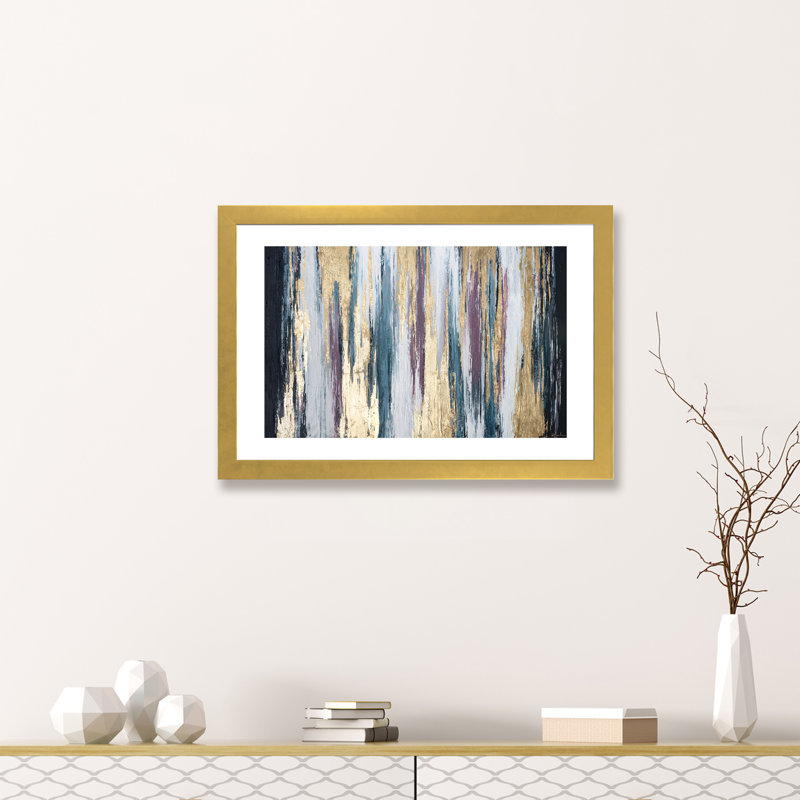 « walk of fierté » par nikki chauhan-print, H 24 po x l 32 po x P 1 po, Papier encadré doré