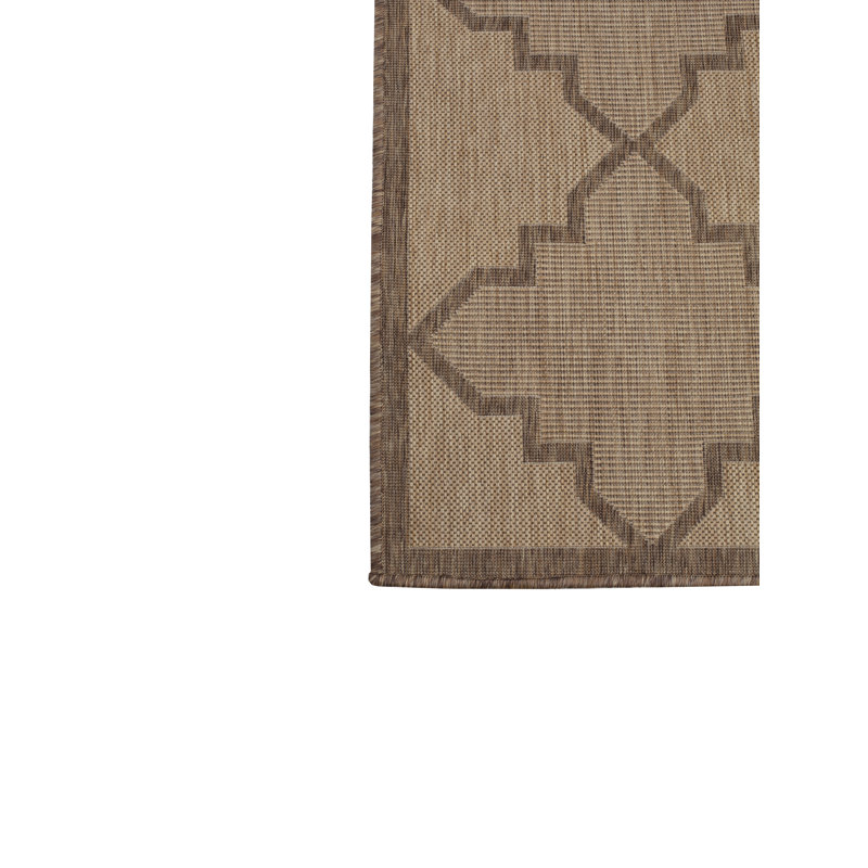Svalin Geometric Indoor / Outdoor Rug, 5'3"x7'6"