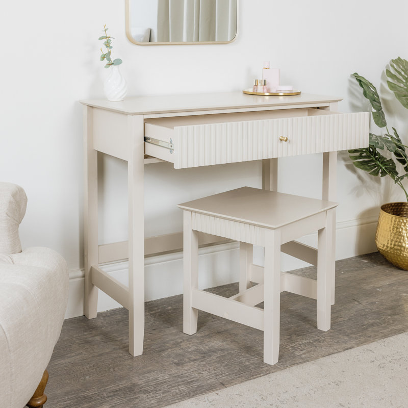 Abbygaile Dressing Table