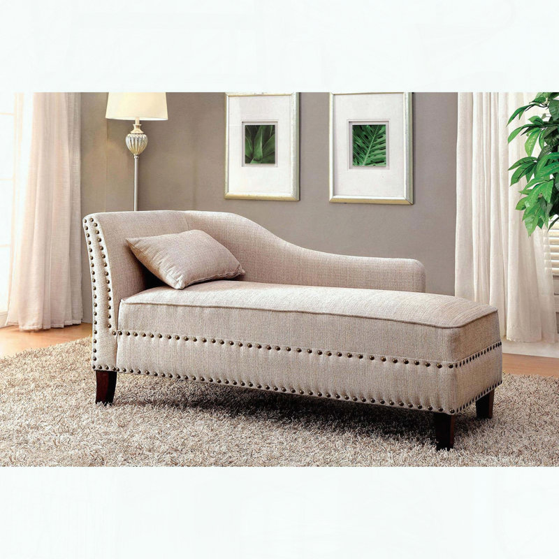 Chaise longue avec garniture cloutée, tissu semblable à du lin et coussin, Beige