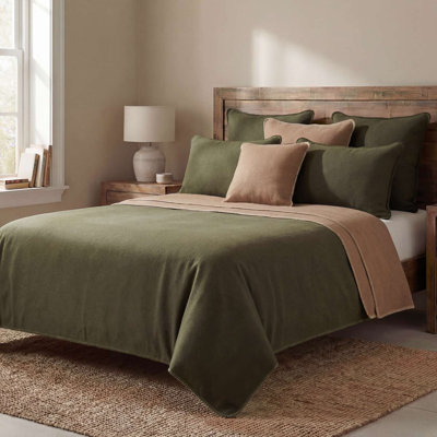 Couvre-lit Wooded River