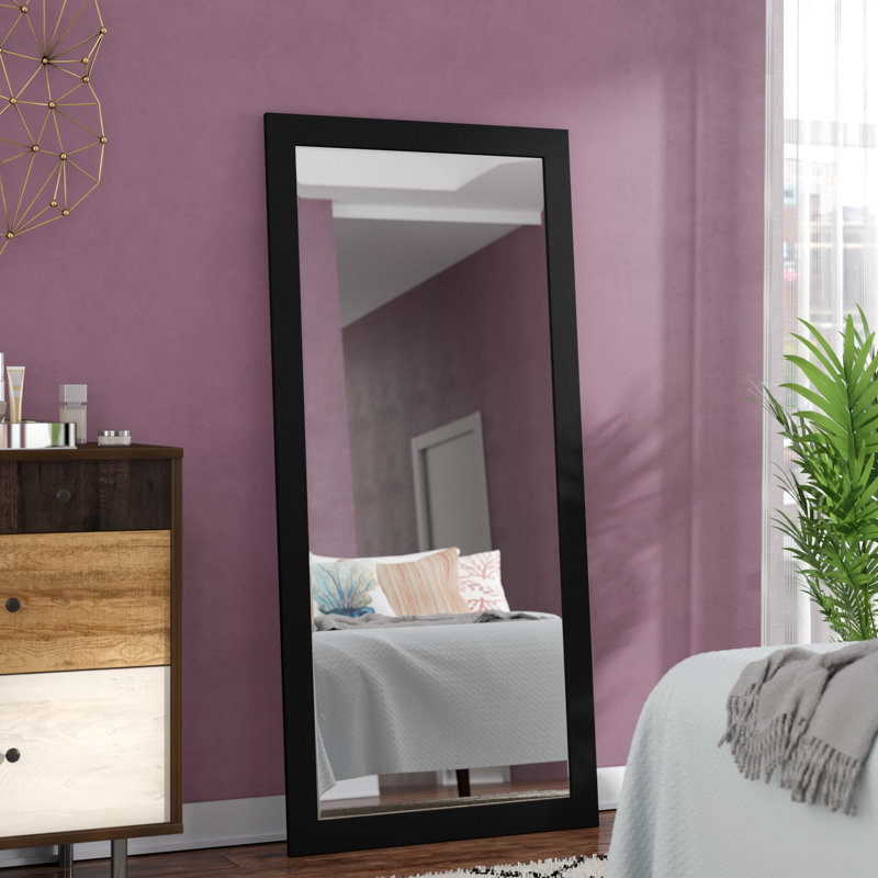 Miroir pleine longueur Rines, Noir satiné, H 70,5 po x l 31,5 po