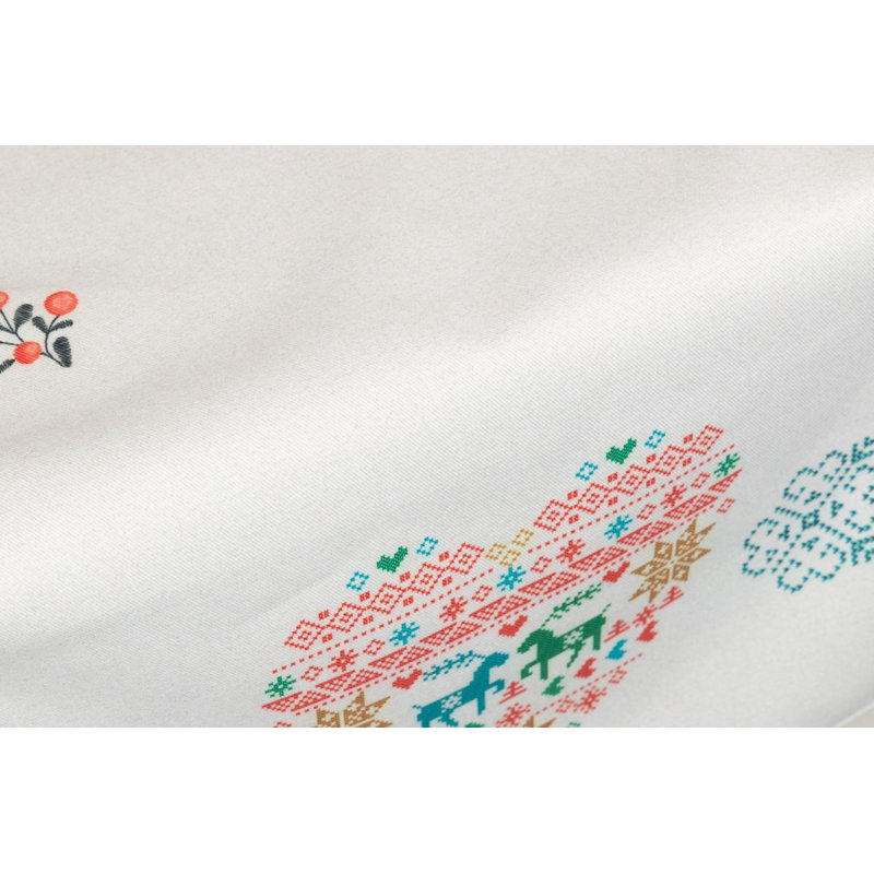 Nyasia Table Runner
