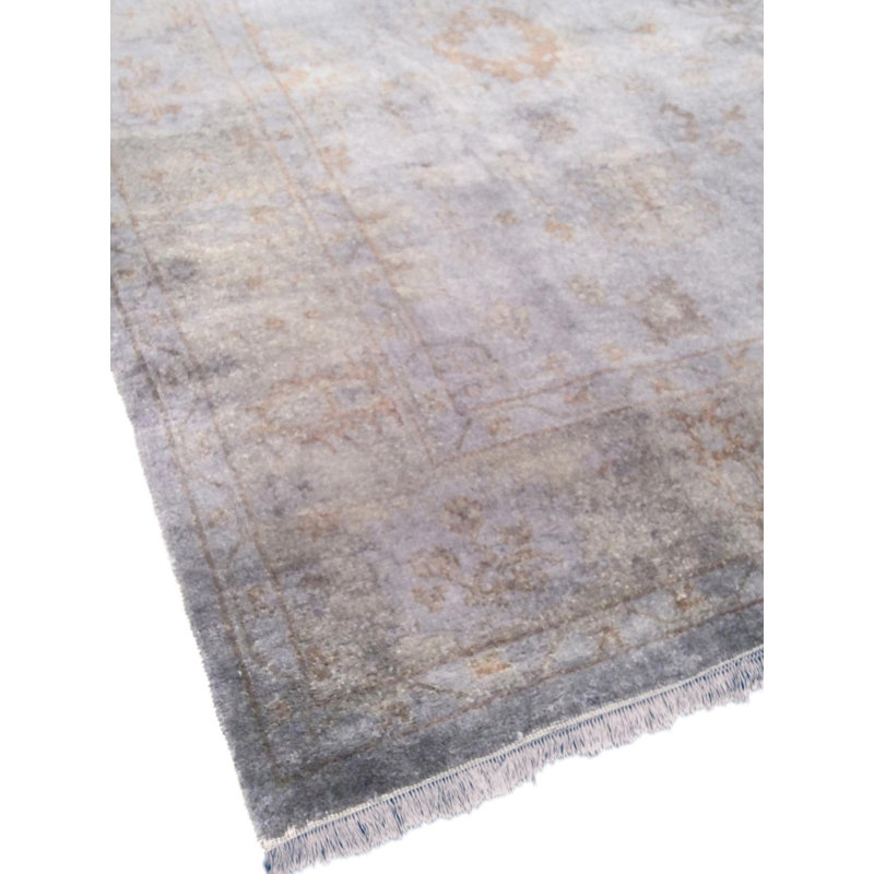 Oriental Area Rug in Gray