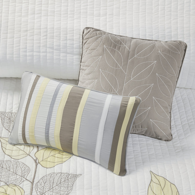 Yellow Reversible Embroidered Microfiber Full Quilt Set